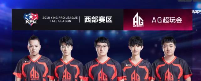 HooXi 与 Astralis 签订全职合同时表示：“不，目前没有。现在我回到了我离开的地方。”