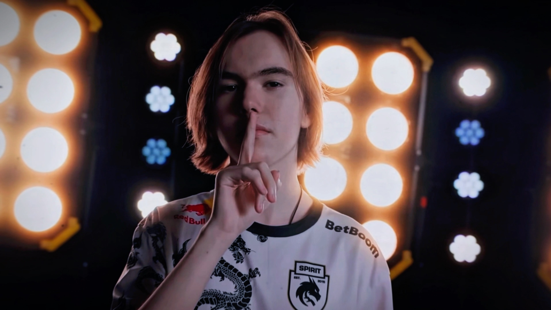 ZywOo是CS新版本历史上第一位在顶级赛事中击杀数达到100的选手